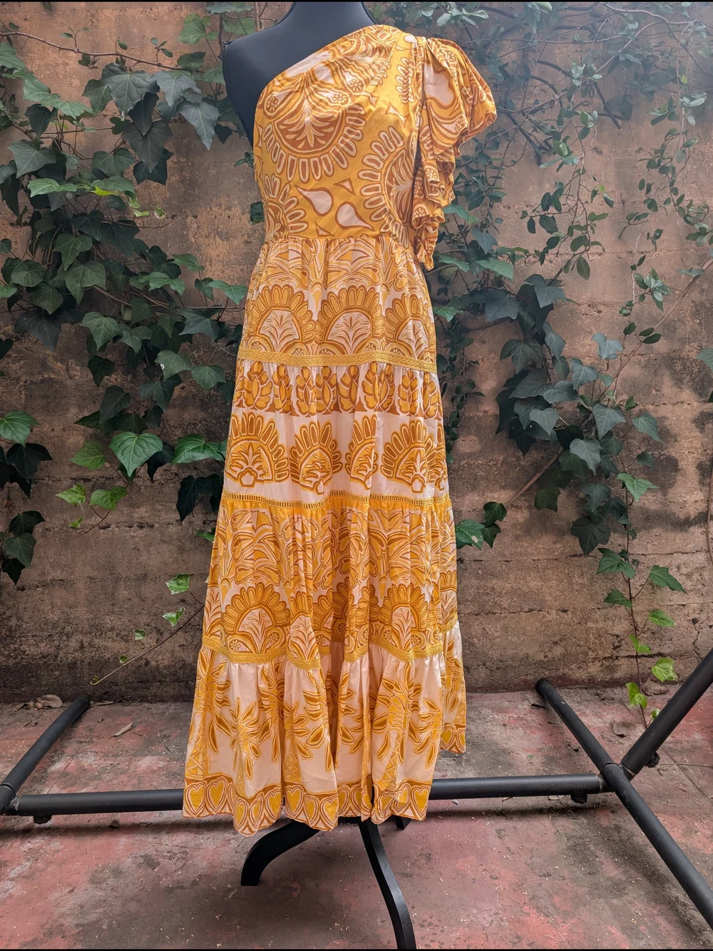 FARM Rio One-Shoulder Yellow & Cream Patterned Maxi Dress - Picture 13 of 13